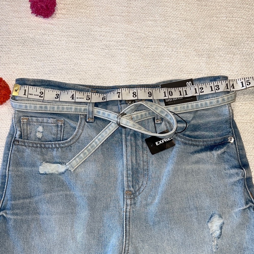 NWT Super High Rise 90s Bermuda Belted Jean Shorts Sz 00 light wash - Picture 5 of 15
